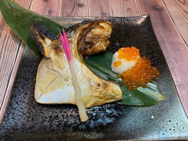 脂のりブリカマといくらの炭焼き ツボデリ沖縄 那覇市の出前 宅配 デリバリー あの名店のメニューをお届け